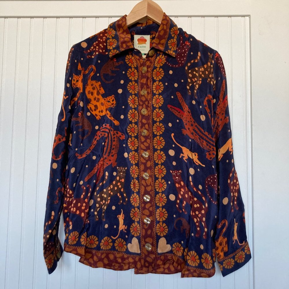 NWT FARM Rio Navy Animal Sky Shirt Womens Small Button Down Animal Print Top